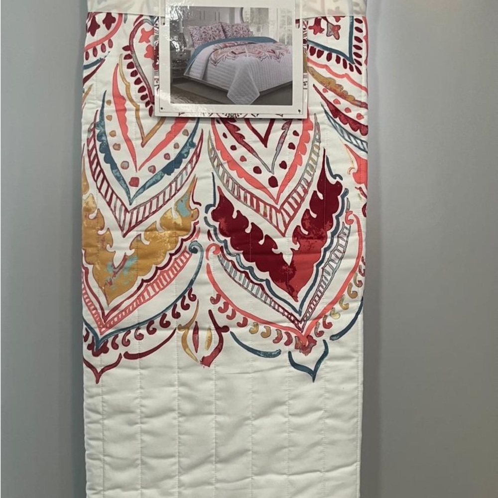 White Quilted Comforter with Red, Gold and Teal‎ Floral Accents